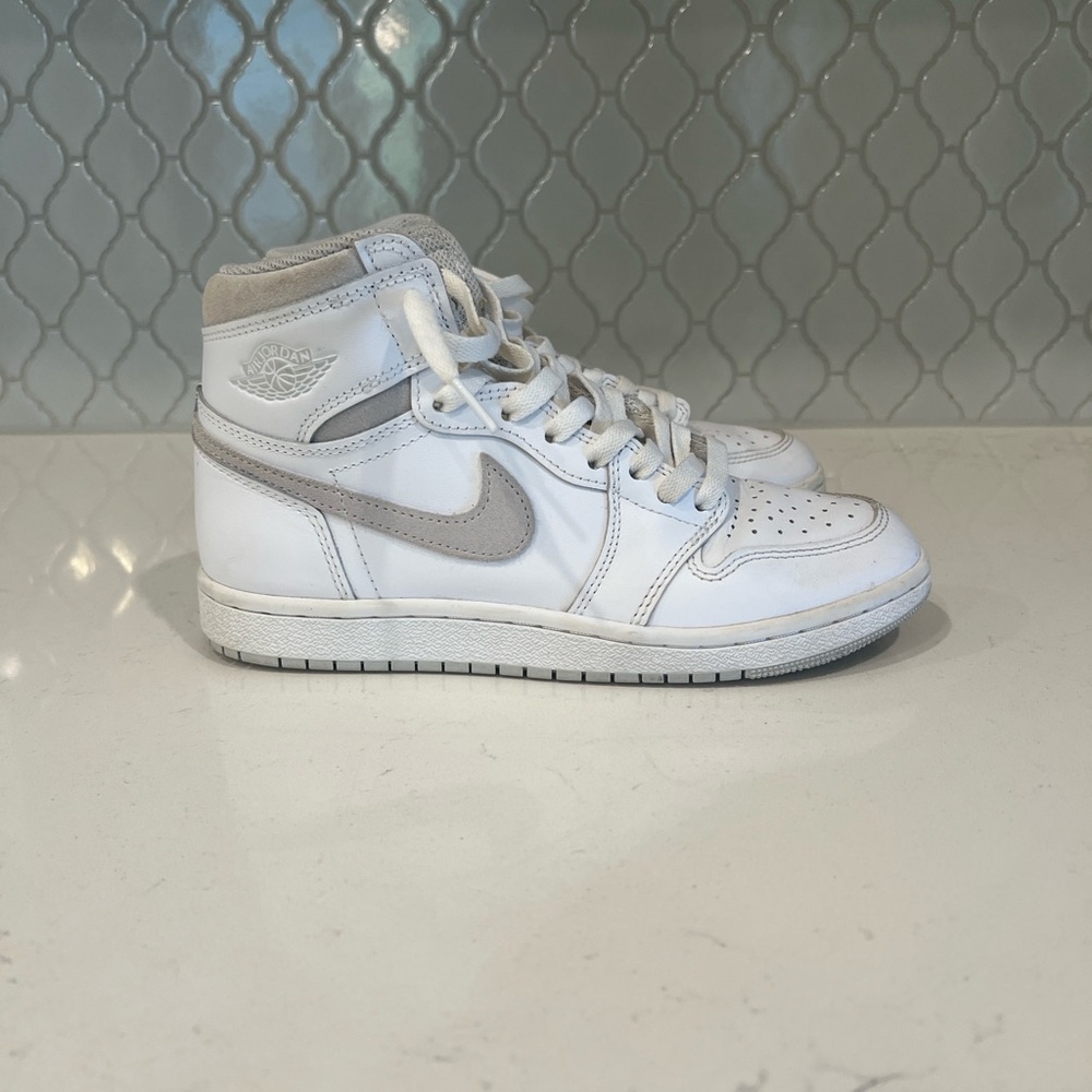 Retro Nike Air Jordan’s White and Gray High-Top Sneakers